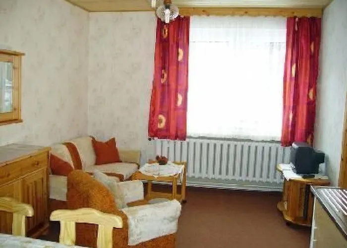 アパート Gemuetliche In Inkl Terrasse By Interhome アルテンブラク